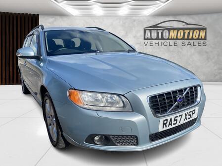 VOLVO V70 2.4 D5 SE