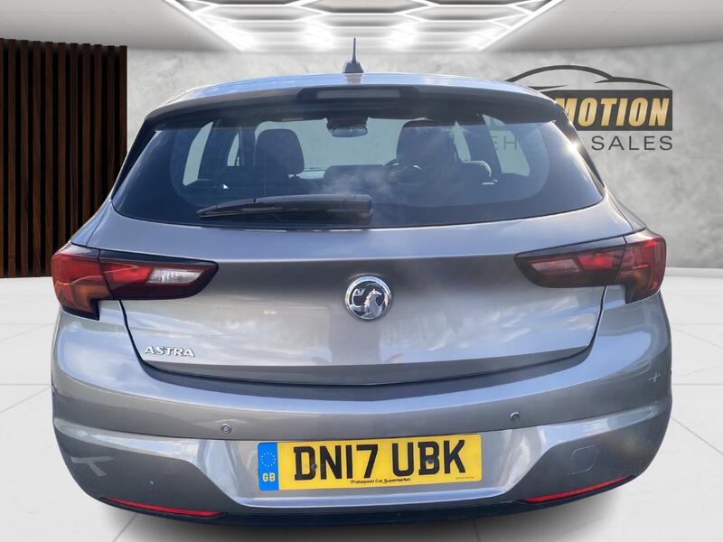 VAUXHALL ASTRA