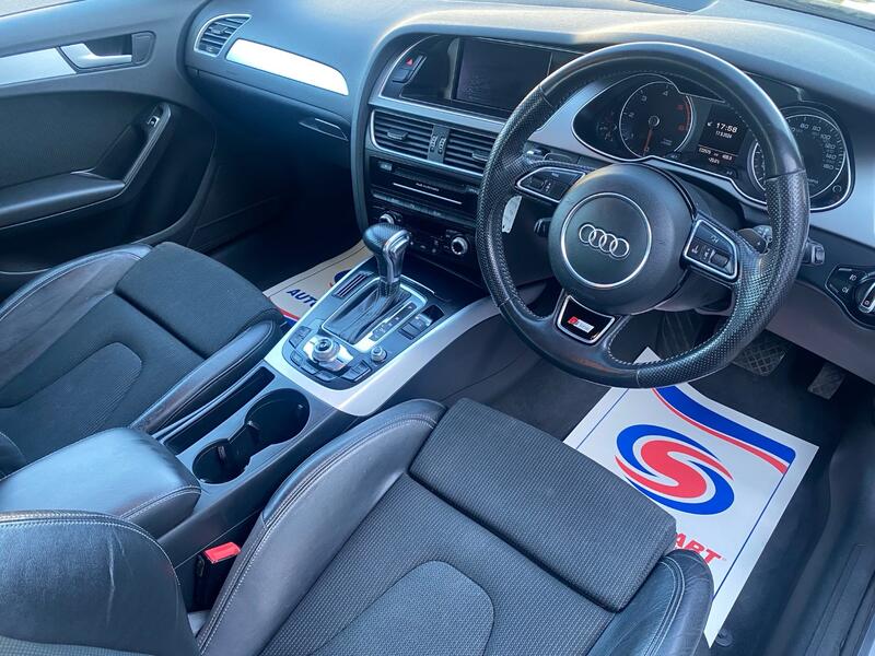 AUDI A4 AVANT