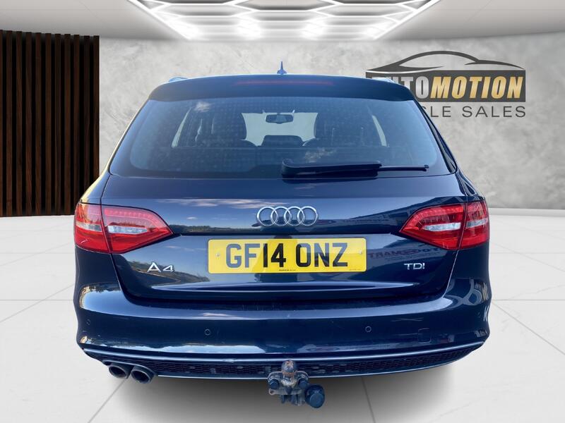 AUDI A4 AVANT