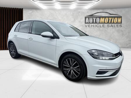 VOLKSWAGEN GOLF 1.6 TDI BlueMotion Tech SE Nav